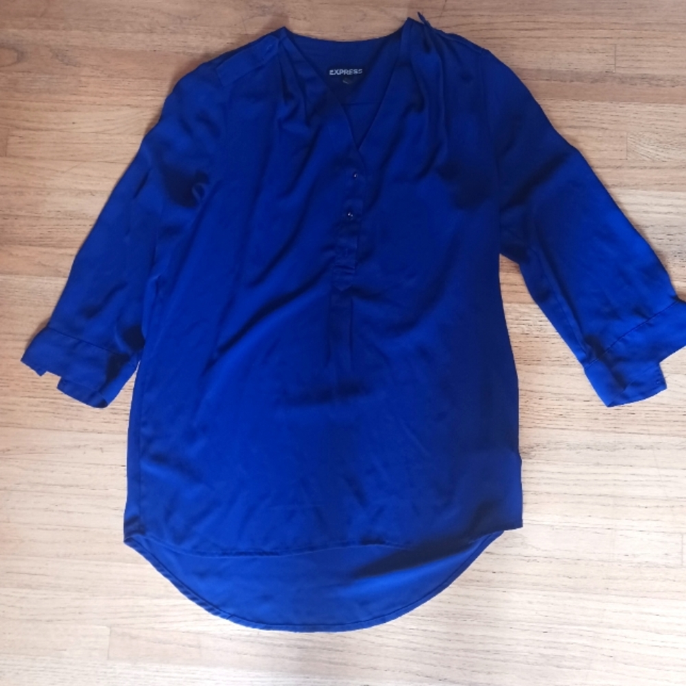 Express 3/4 sleeve top